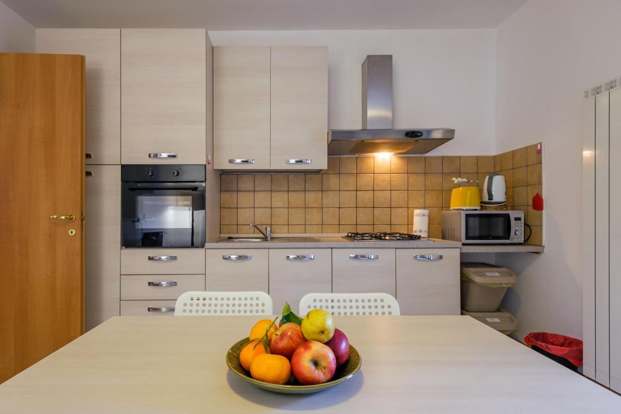 Вилла Leone - Family Friendly House Сульцано Экстерьер фото