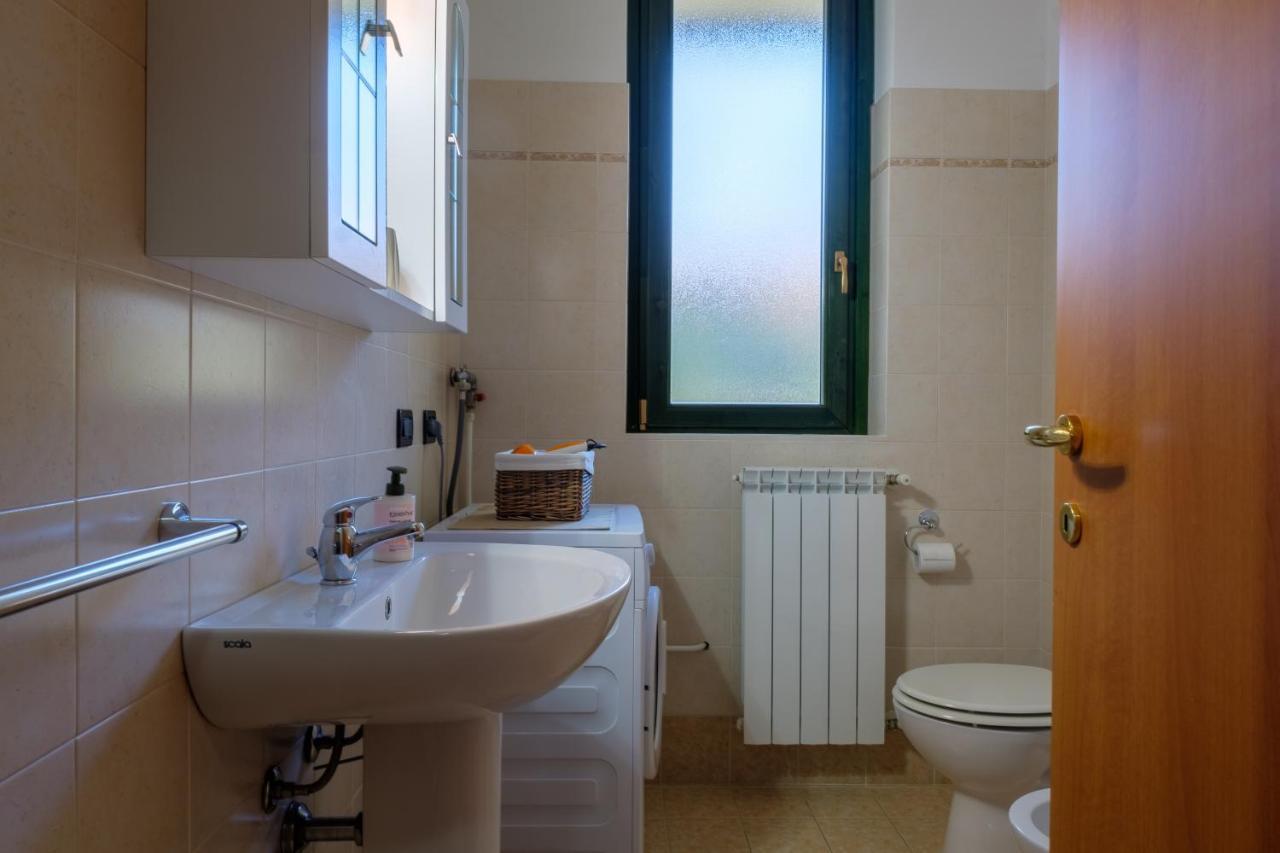 Вилла Leone - Family Friendly House Сульцано Экстерьер фото